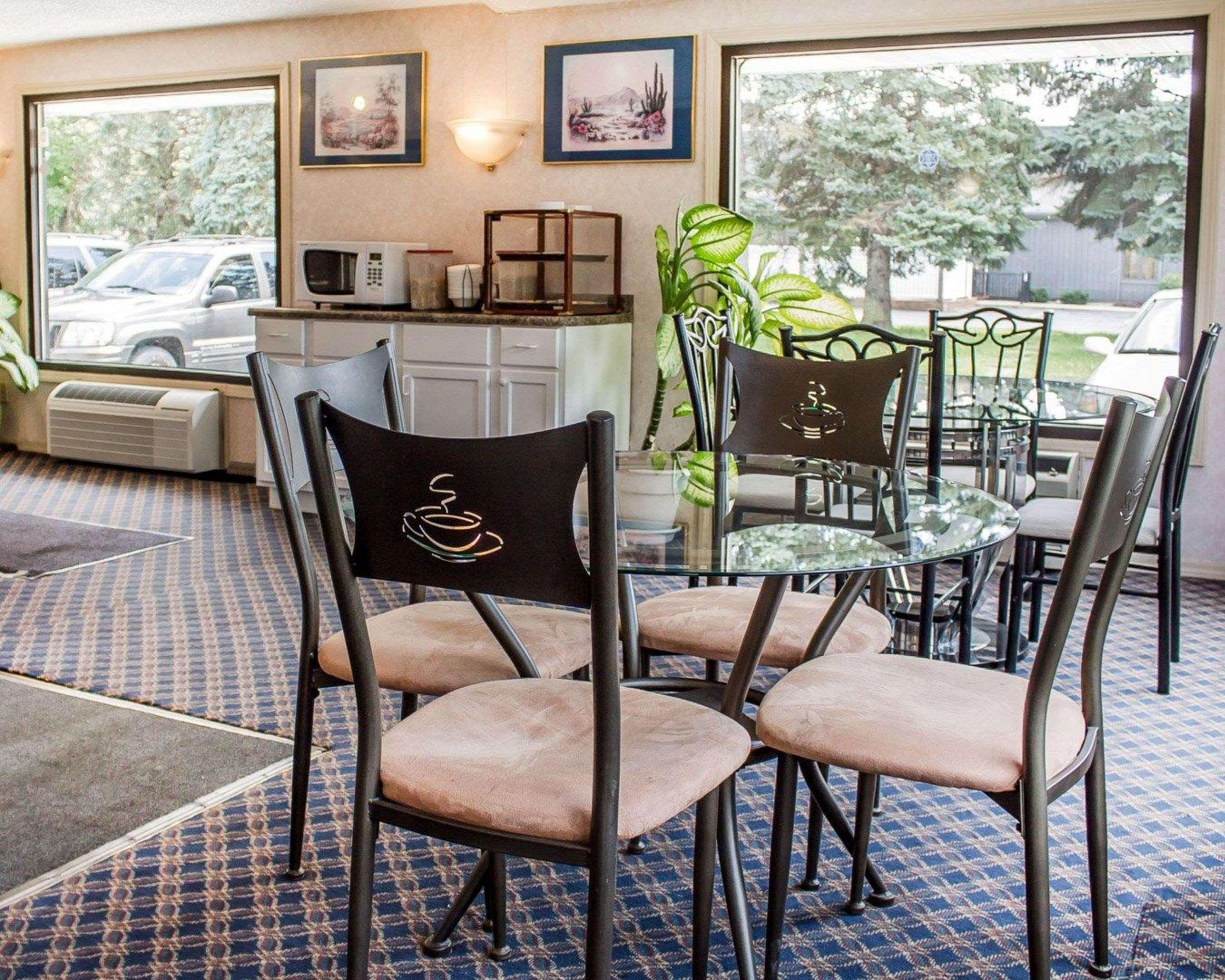 Rodeway Inn Findlay Kültér fotó
