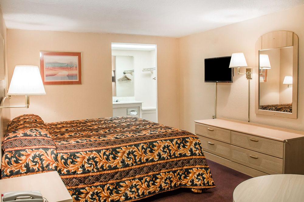 Rodeway Inn Findlay Kültér fotó