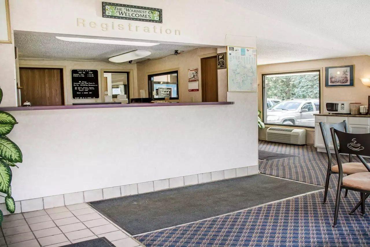 Rodeway Inn Findlay Kültér fotó